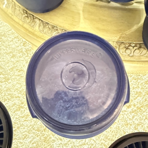 TUPPERWARE Servalier Bowls Set of 4 ~ 20 ounce w/Seals NEW Navy Blue - Picture 3 of 4